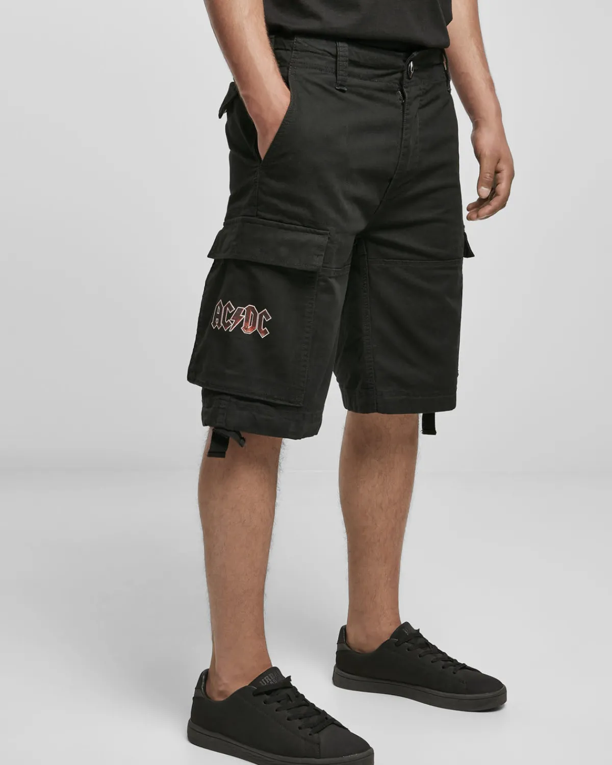 Urban Classics AC/DC vintage reisitaskushortsit - Musta Best