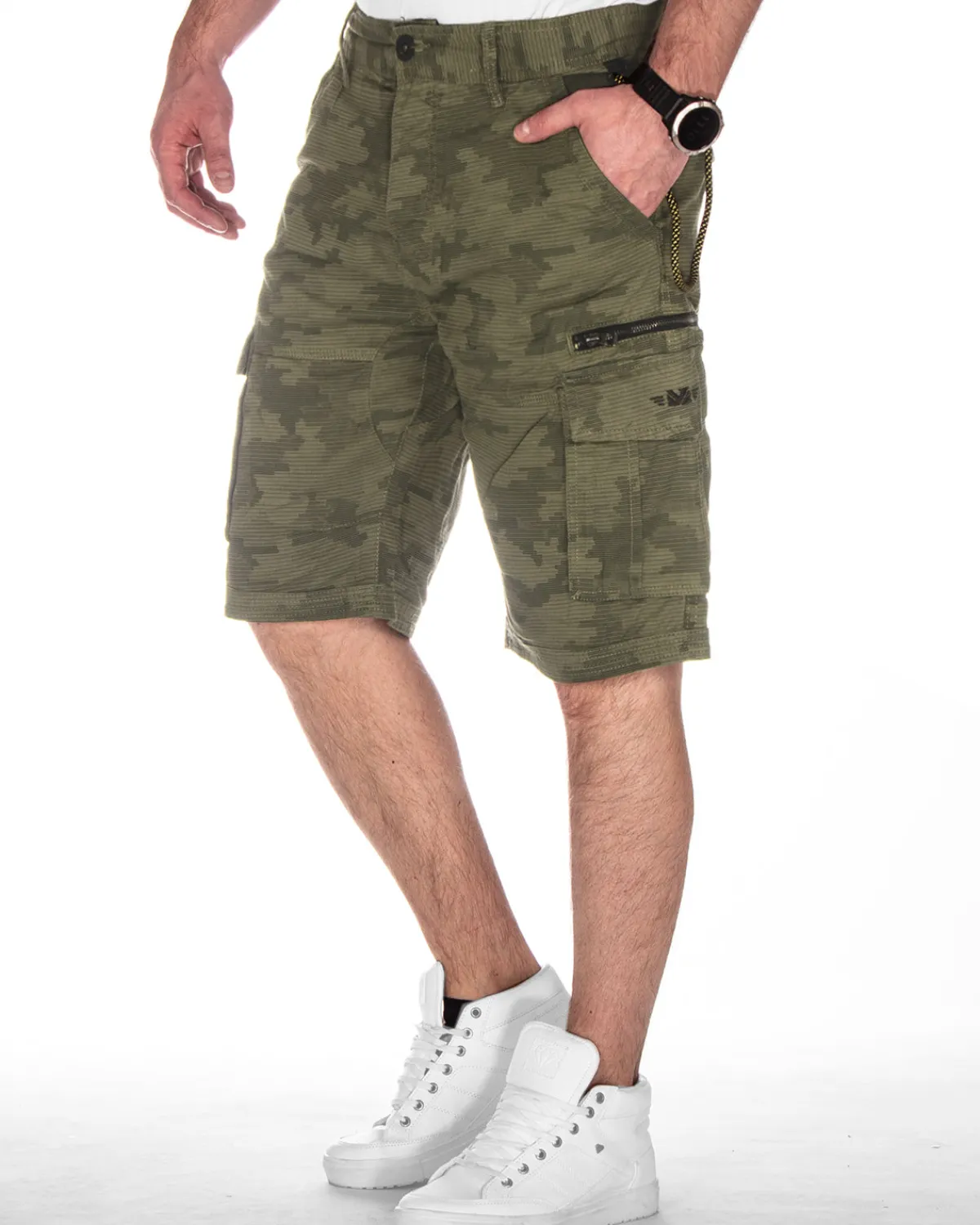MZ72 Brand Fortoo reisitaskushortsit - Camo Sale